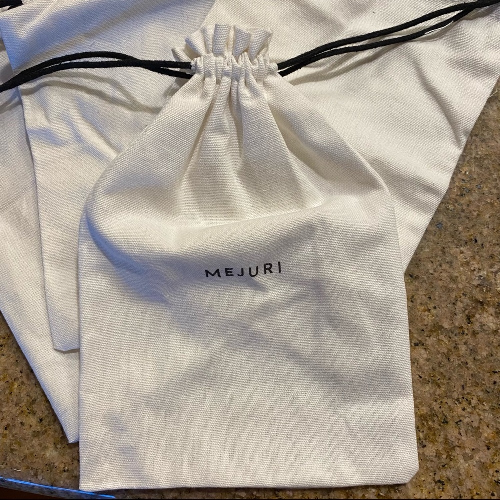 Set of 4 Mejuri Jewelry Bags - Picture 3 of 5